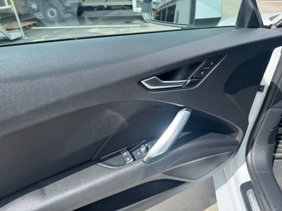 Audi TT Cabrio 1.8 TFSI S tronic S line (13)