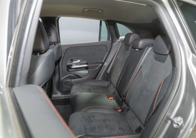 Mercedes-Benz GLA SUV 200 Automatic Premium (12)