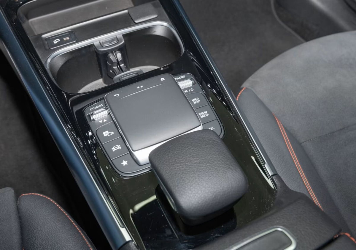 Mercedes-Benz GLA SUV 200 Automatic Premium (16)