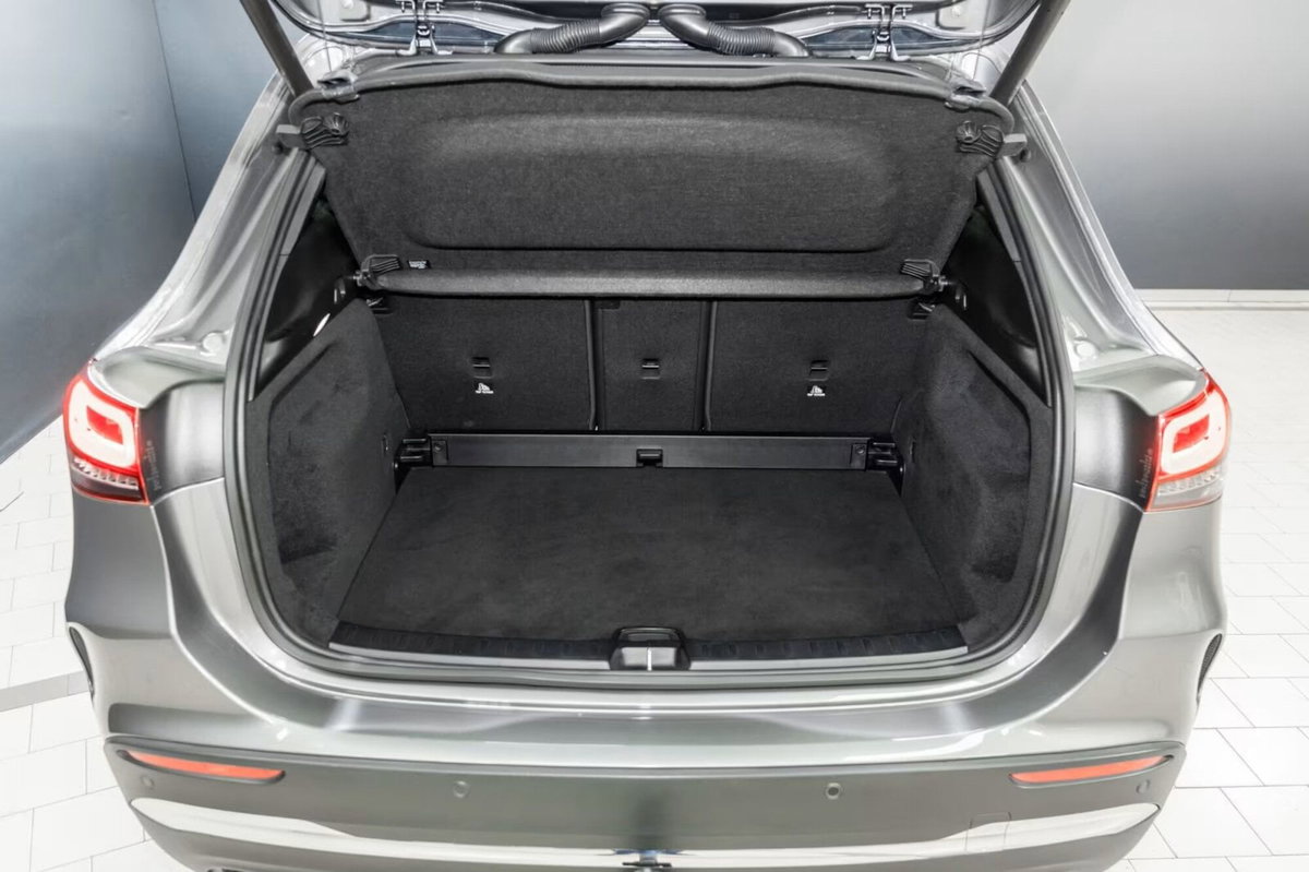 Mercedes-Benz GLA SUV 200 Automatic Premium (17)