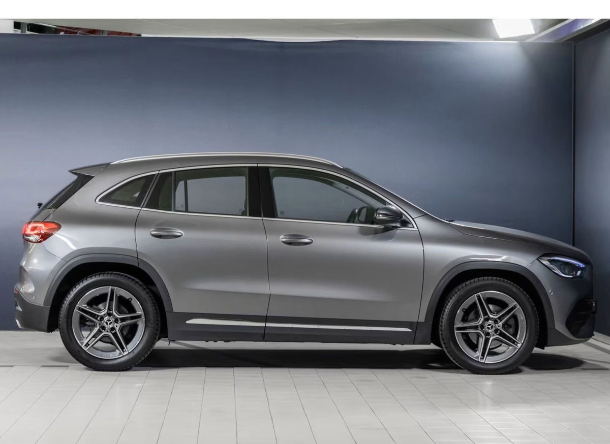 Mercedes-Benz GLA SUV 200 Automatic Premium (3)