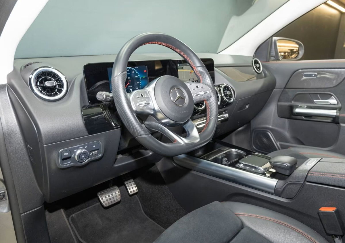 Mercedes-Benz GLA SUV 200 Automatic Premium (9)