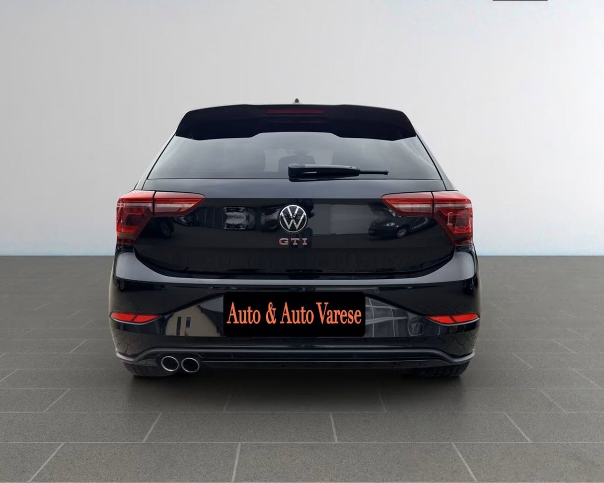 Volkswagen Polo 2.0 tsi GTI dsg (7)