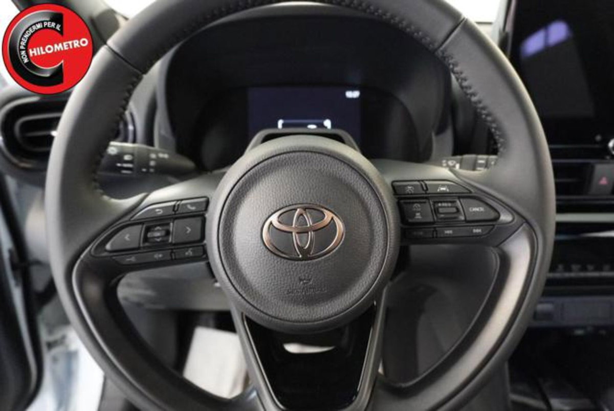 Toyota Yaris Cross 1.5h GR Sport Black Sky fwd 116cv e-cvt (10)