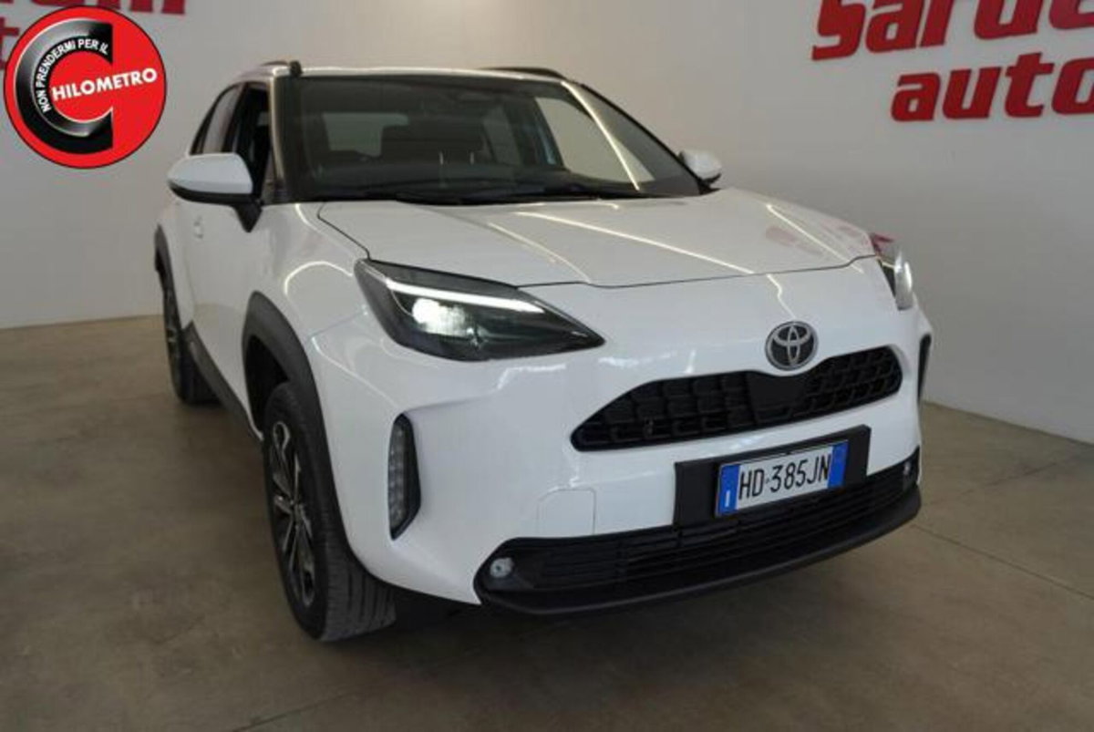 Toyota Yaris Cross 1.5h GR Sport Black Sky fwd 116cv e-cvt (2)