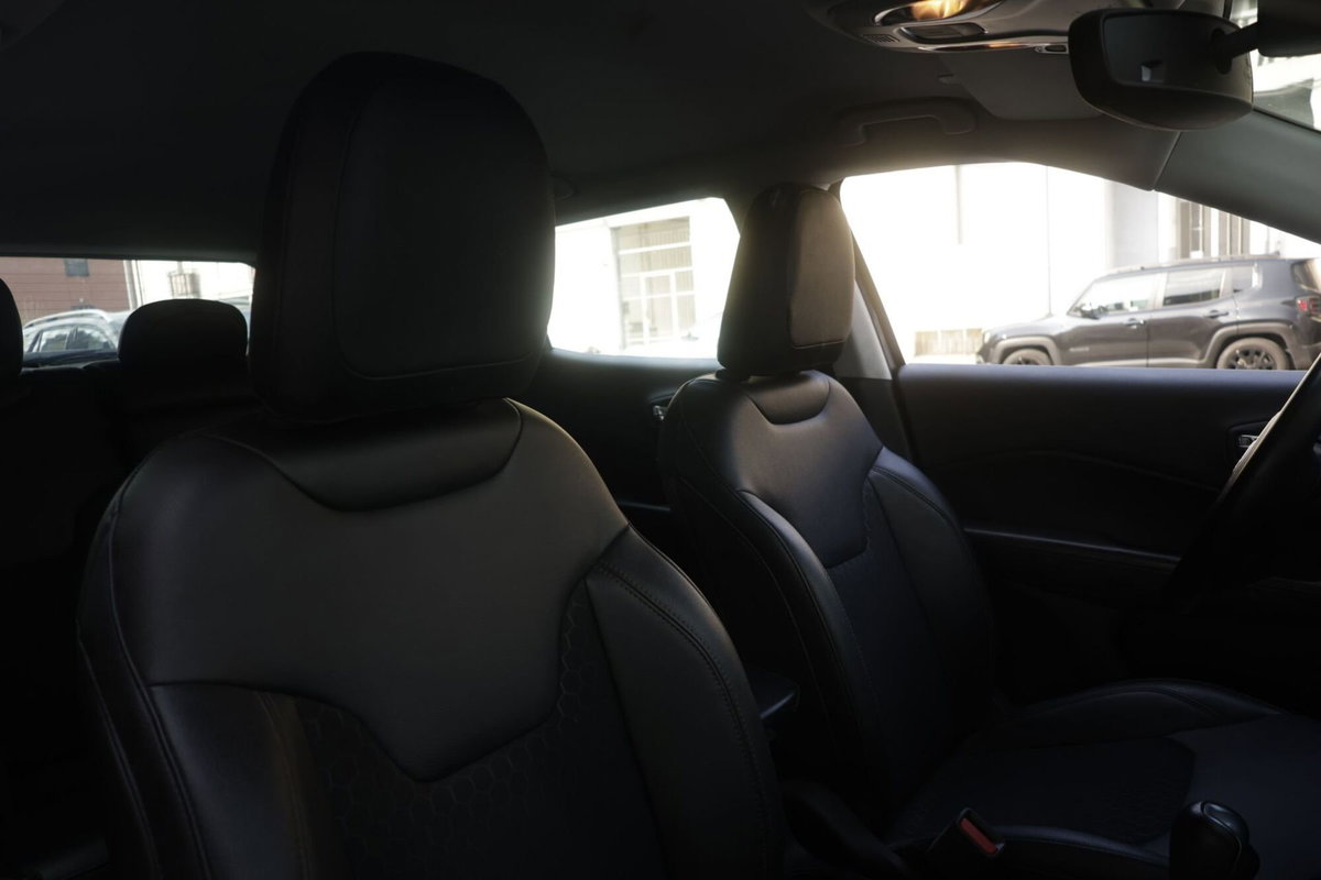 Jeep Compass 1.3 T4 190CV PHEV AT6 4xe Limited (6)