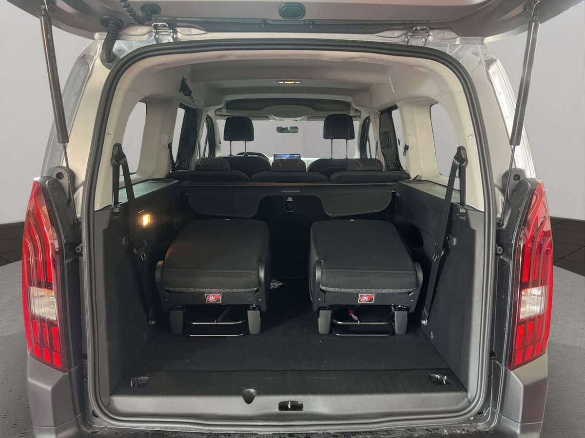 Peugeot Rifter Long 1.5 bluehdi Allure 130cv eat8 7p.ti (7)