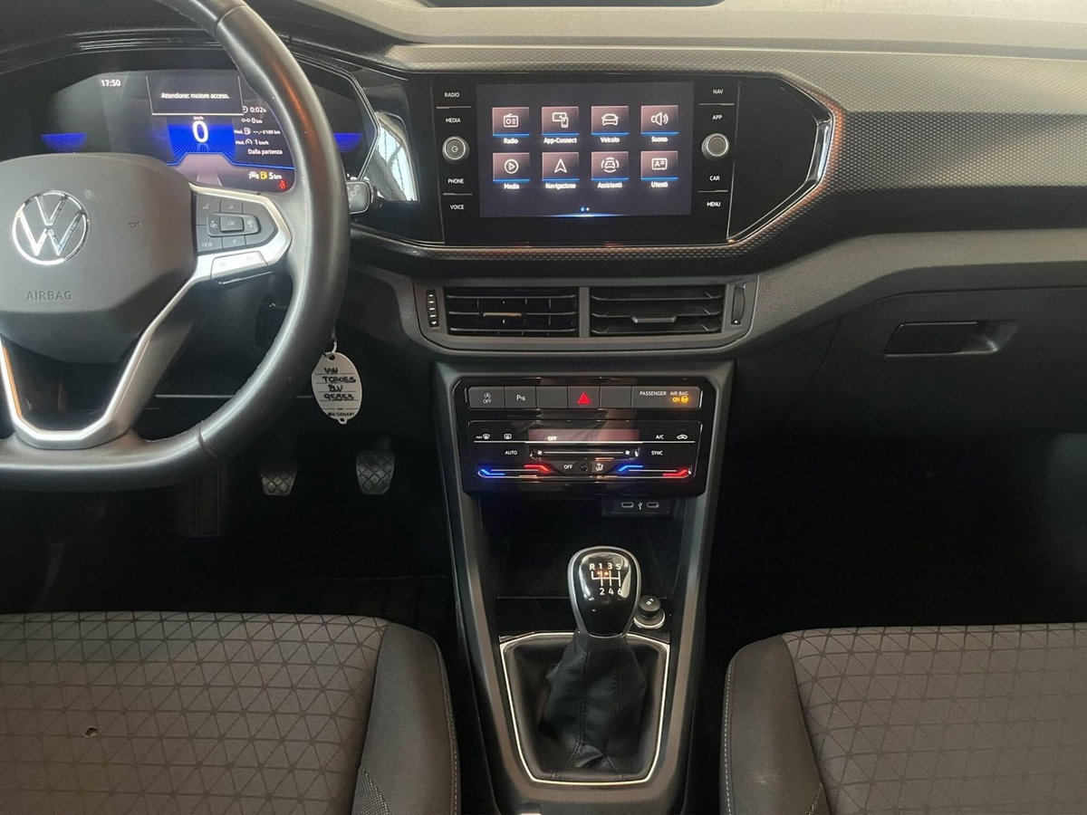 Volkswagen T-Cross 1.0 TSI 110 CV DSG Style (16)