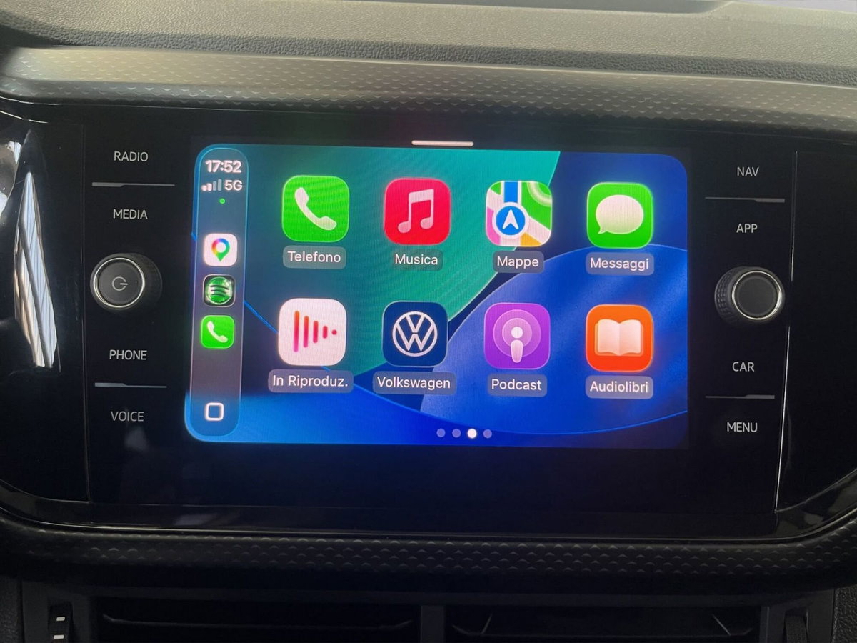 Volkswagen T-Cross 1.0 TSI 110 CV DSG Style (18)