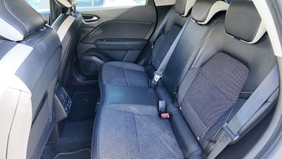 Renault Captur Full Hybrid E-Tech 145 CV Techno Fast Track (8)