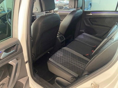 Volkswagen Tiguan Allspace 2.0 TDI SCR DSG 4MOTION R-Line (10)