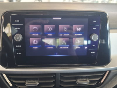 Volkswagen T-Roc 1.0 tsi Life 115cv (11)