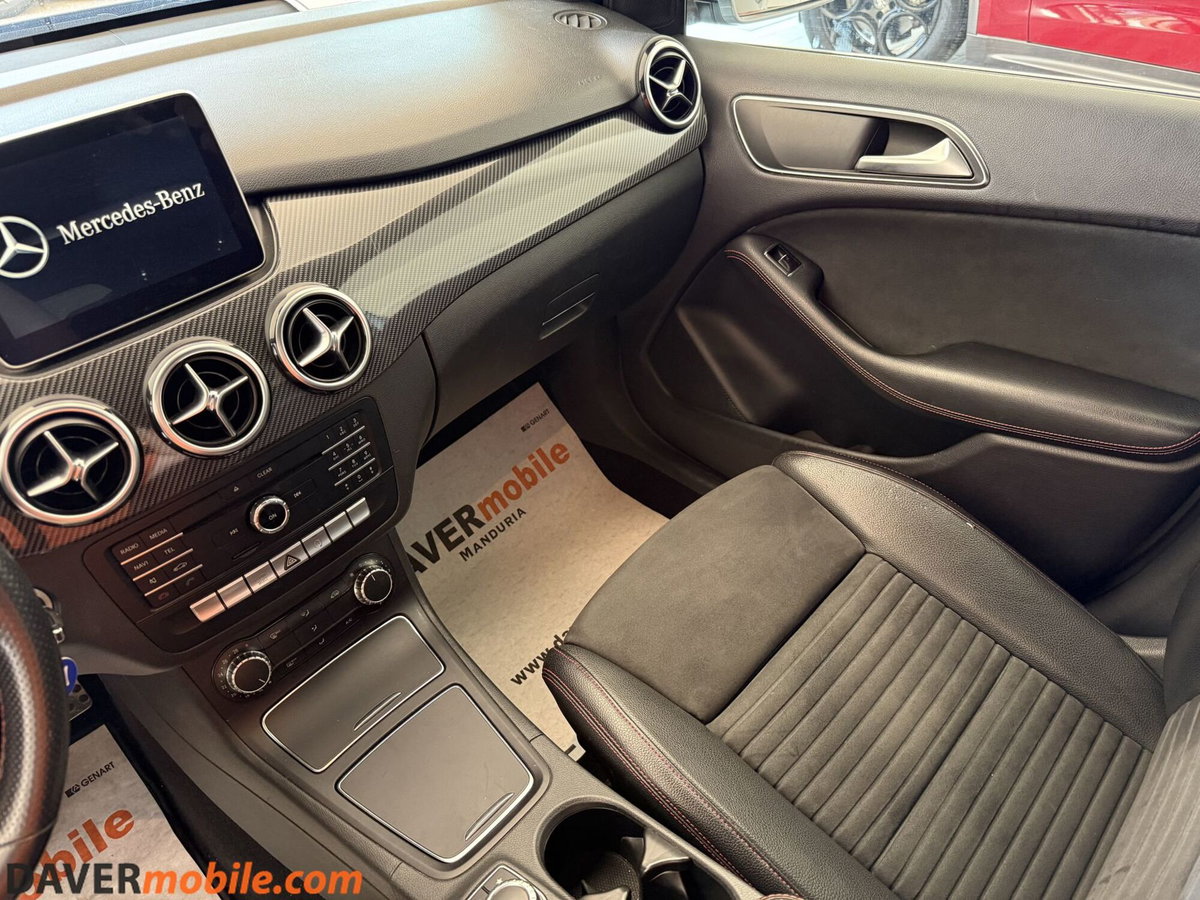Mercedes-Benz Classe B 200 d Automatic 4Matic Premium (13)