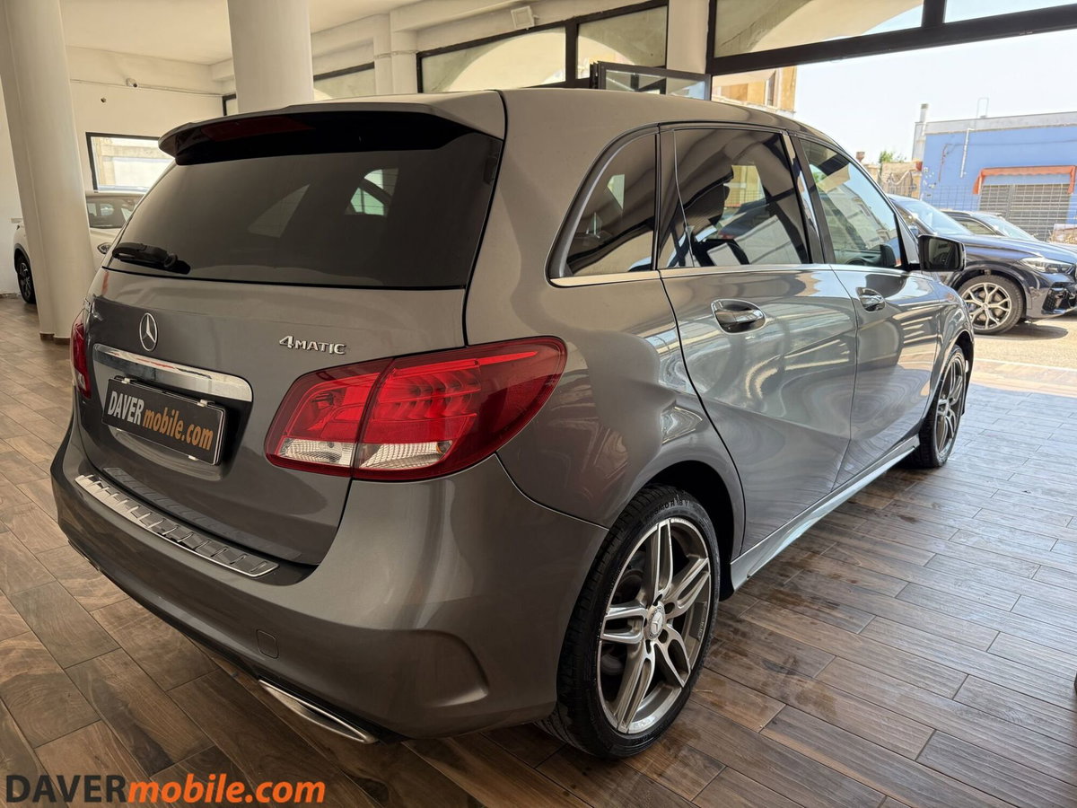 Mercedes-Benz Classe B 200 d Automatic 4Matic Premium (6)