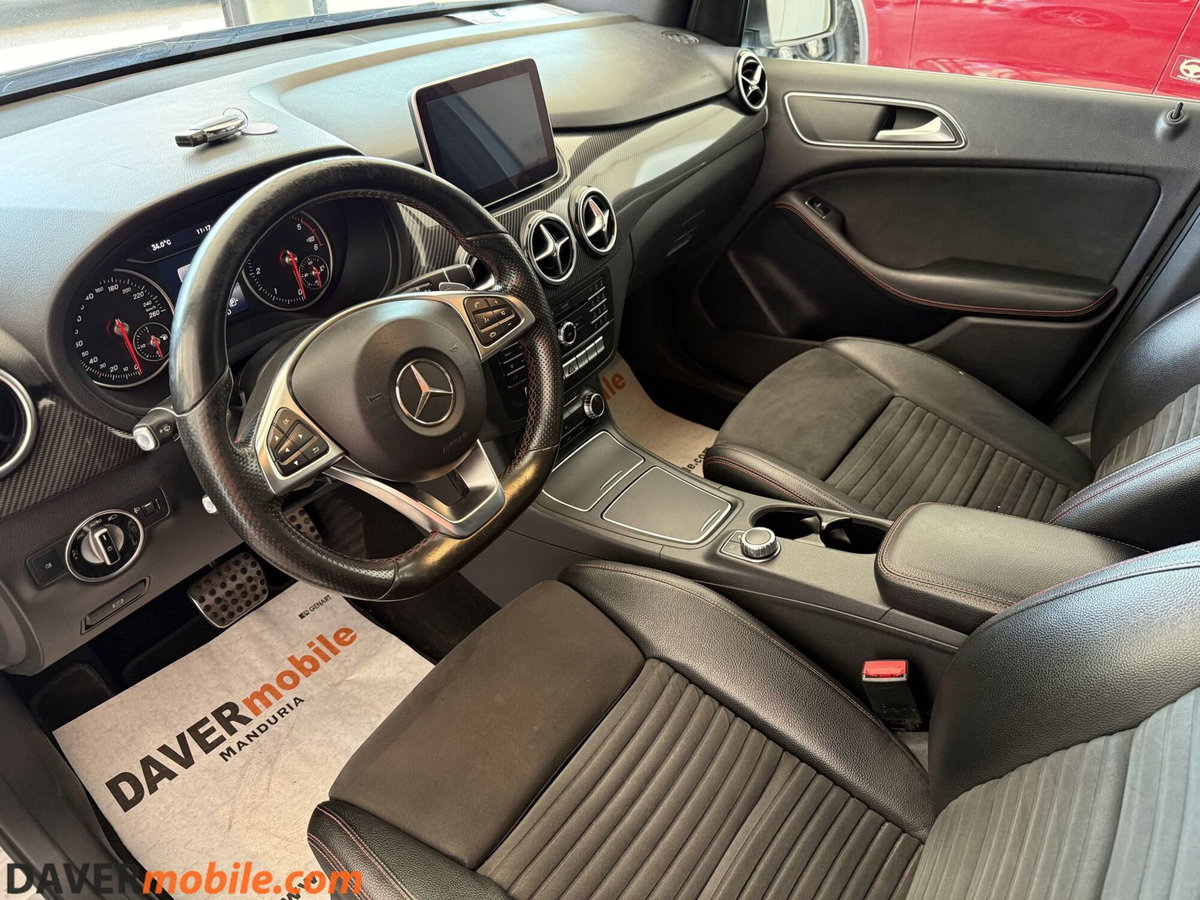 Mercedes-Benz Classe B 200 d Automatic 4Matic Premium (9)