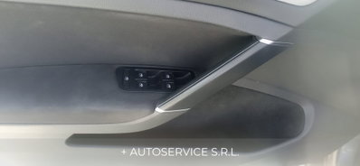 Volkswagen Golf 1.6 TDI 110 CV 5p. Comfortline BlueMotion (10)