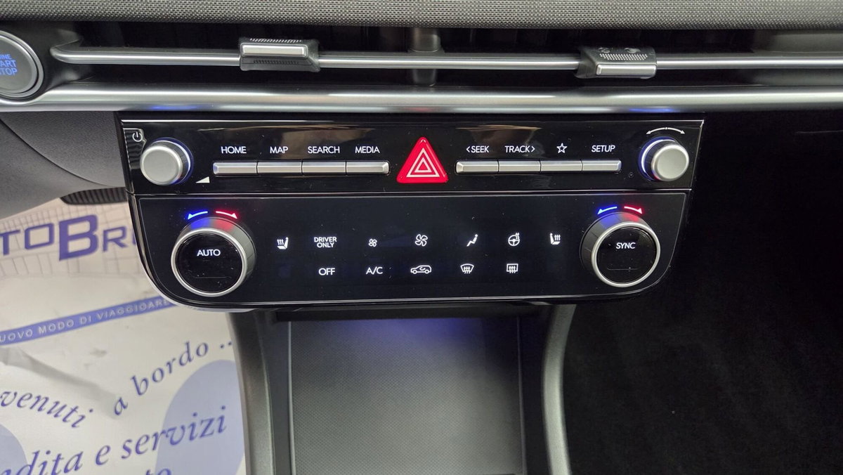 Hyundai Tucson 1.6 hev Exellence 2wd 239cv auto (13)
