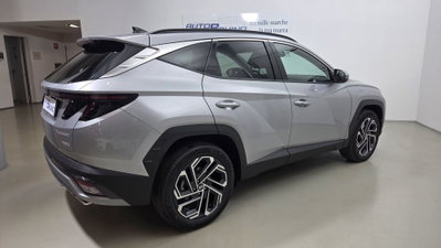 Hyundai Tucson 1.6 hev Exellence 2wd 239cv auto (4)