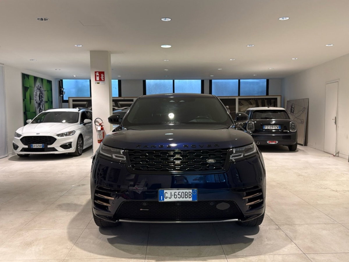 Land Rover Range Rover Velar 2.0 Si4 250 CV R-Dynamic SE (17)