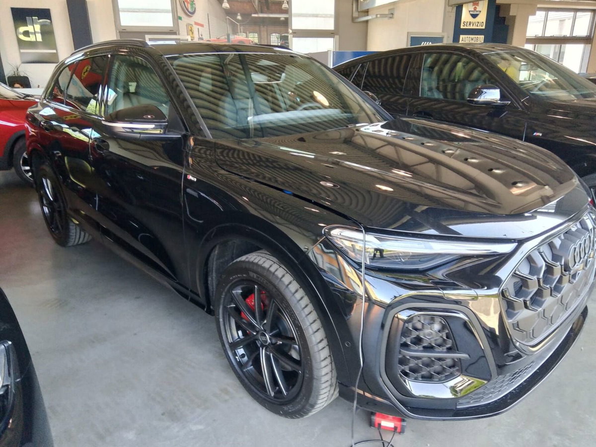 Audi Q5 2.0 tdi mhev+ S line edition quattro 204cv s-tronic (2)