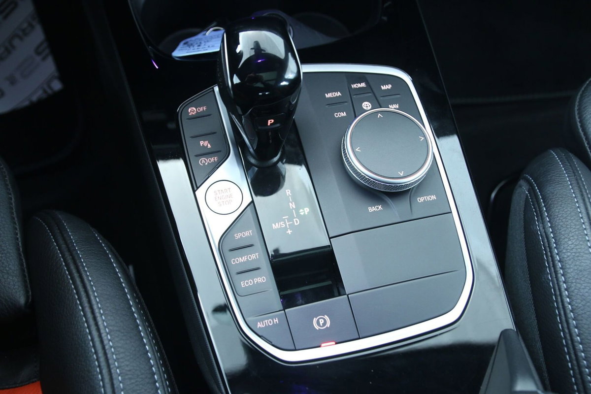 BMW Serie 1 5p. 118i 5p. Msport (15)