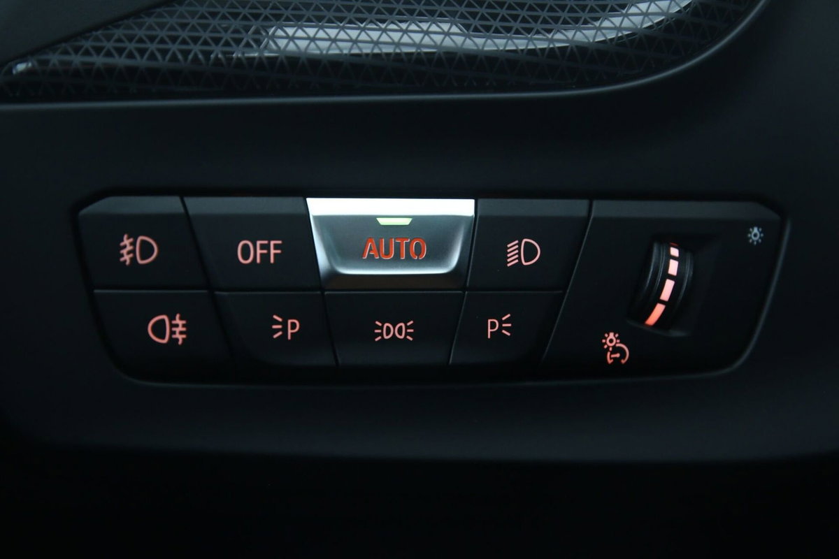 BMW Serie 1 5p. 118i 5p. Msport (18)
