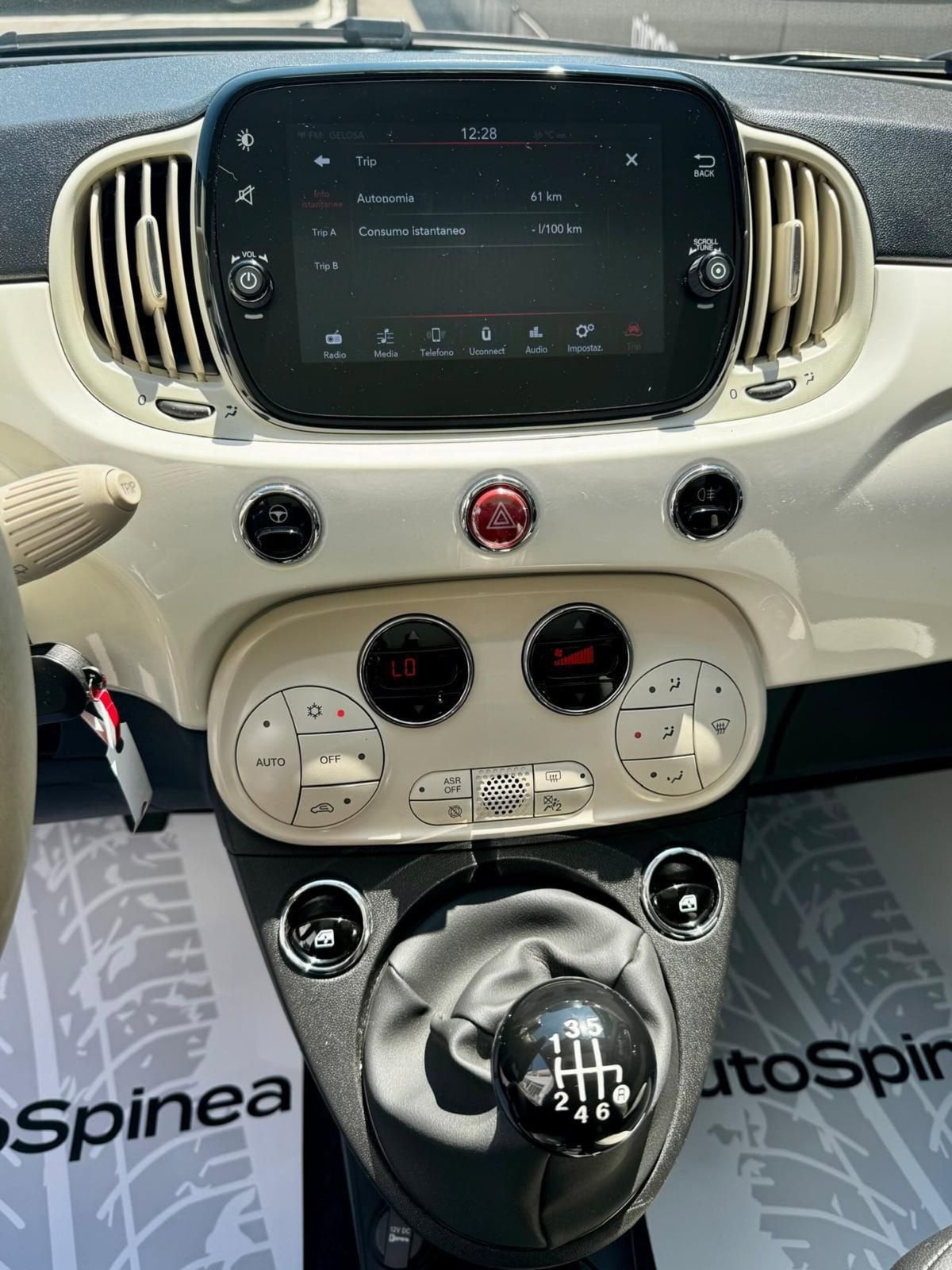 Fiat 500 1.0 Hybrid Dolcevita (9)