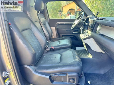 Land Rover Defender 90 3.0D I6 200 CV AWD Auto X-Dynamic S (18)