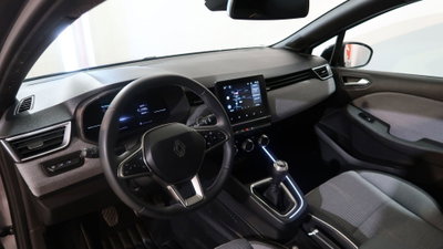 Renault Clio 1.0 tce Techno 90cv (2)
