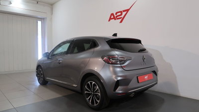 Renault Clio 1.0 tce Techno 90cv (5)