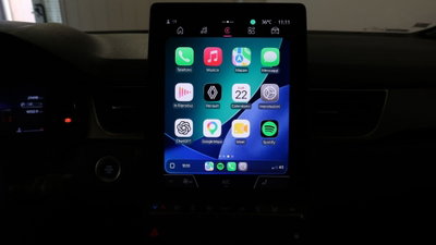 Renault Captur 1.0 tce Techno 90cv (10)