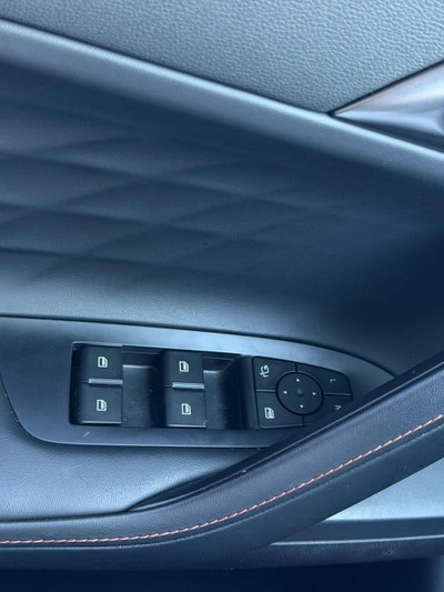 Mg HS 1.5 Luxury auto (13)