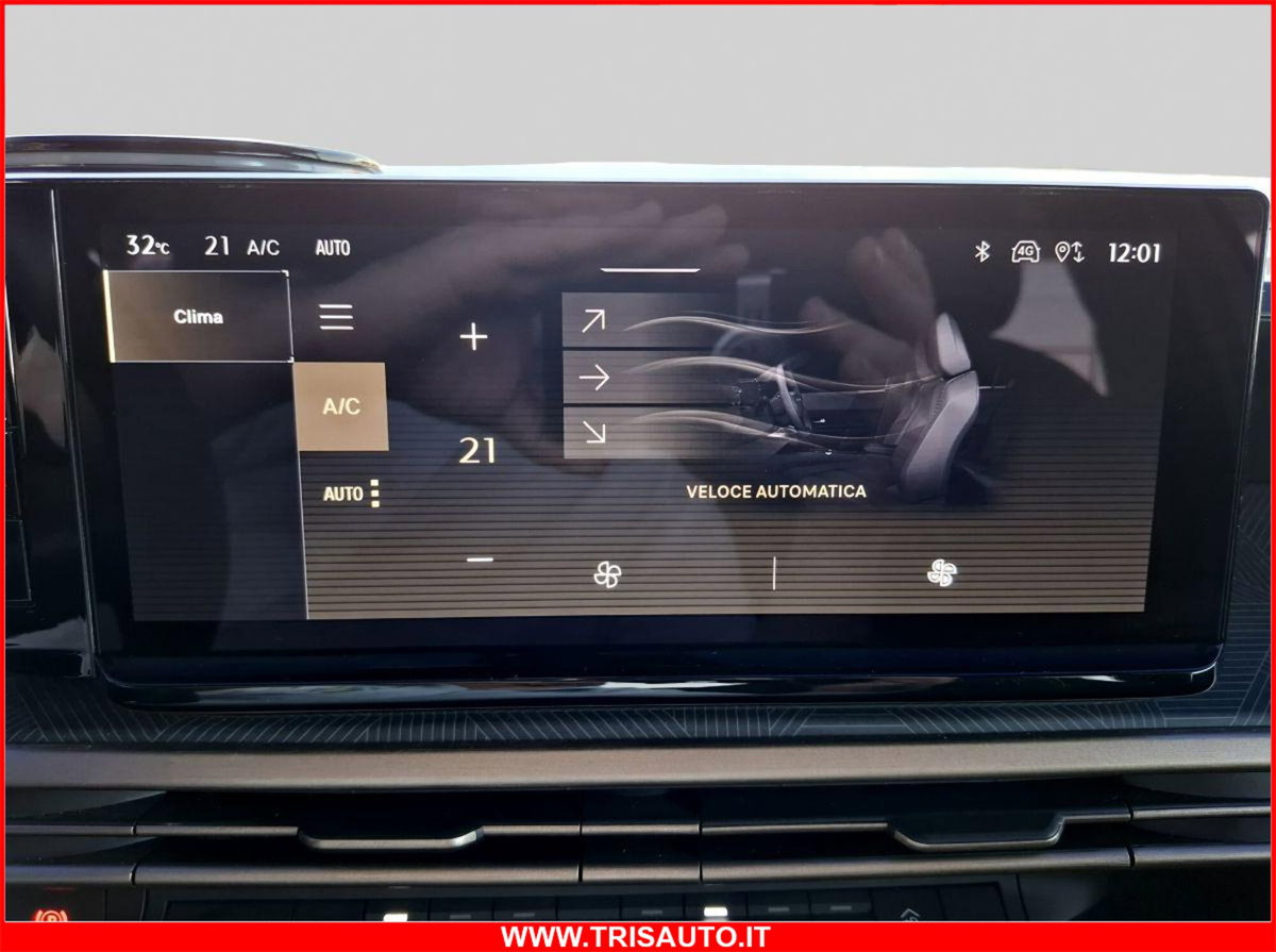 Lancia Ypsilon 1.2 mhev LX 110cv e-dct (16)