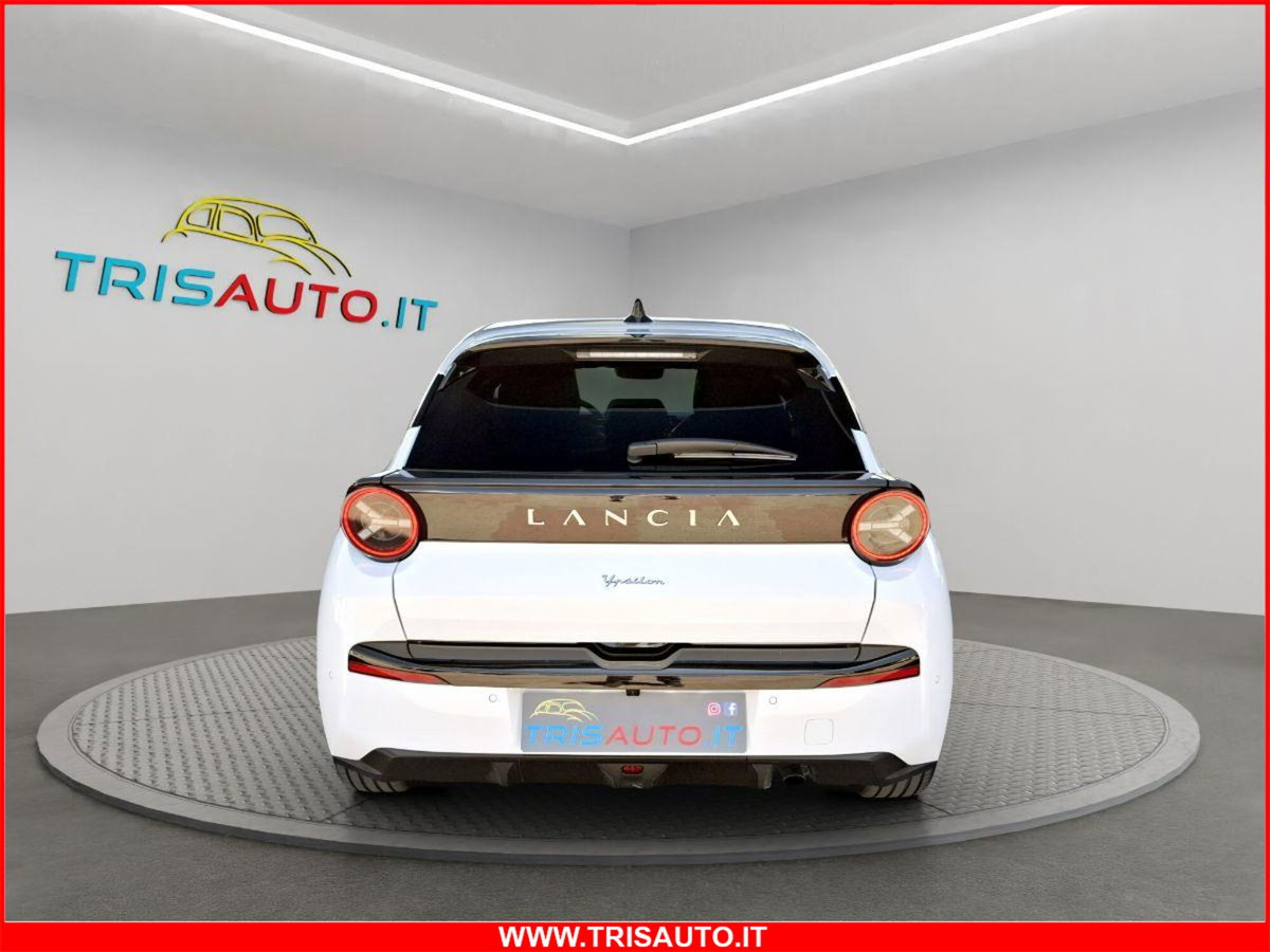 Lancia Ypsilon 1.2 mhev LX 110cv e-dct (20)