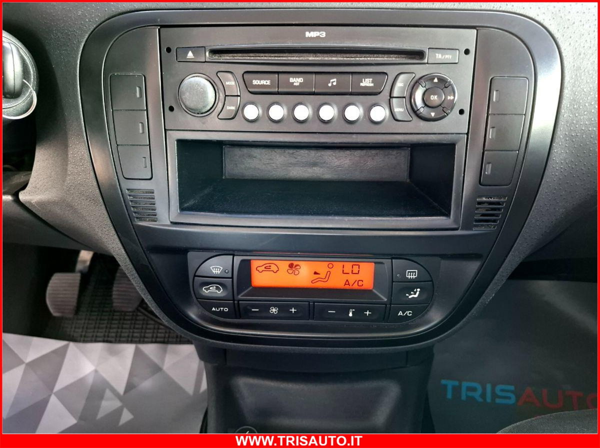 Citroen C3 1.1 Exclusive (14)