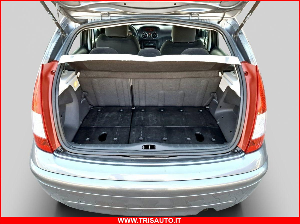 Citroen C3 1.1 Exclusive (18)