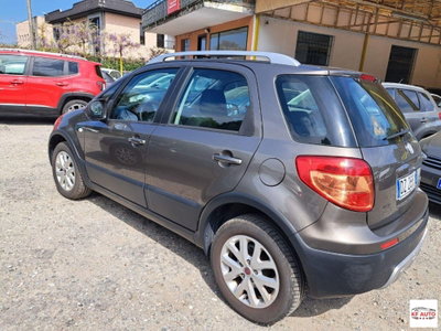 Fiat Sedici 2.0 MJT 16V DPF 4x4 Emotion (10)