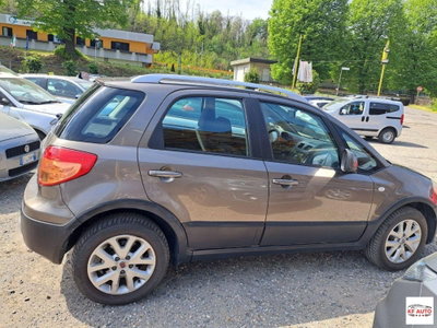 Fiat Sedici 2.0 MJT 16V DPF 4x4 Emotion (7)