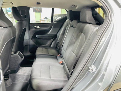 Volvo XC40 T3 Geartronic Momentum (14)