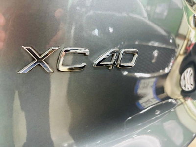 Volvo XC40 T3 Geartronic Momentum (9)