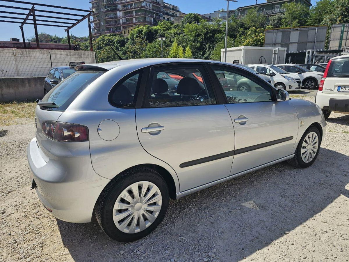 SEAT Ibiza 1.2 12V 70CV 5p. Stylance DUAL (7)