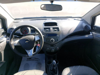 Chevrolet Spark 1.0 LS (6)