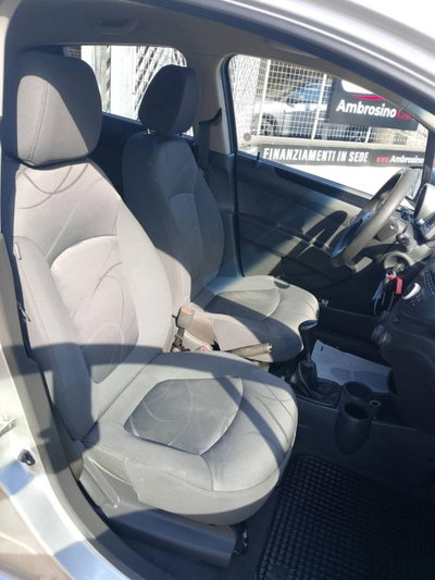 Chevrolet Spark 1.0 LS (9)