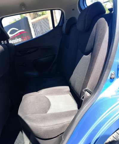 Opel Karl 1.0 75 CV Cosmo (11)