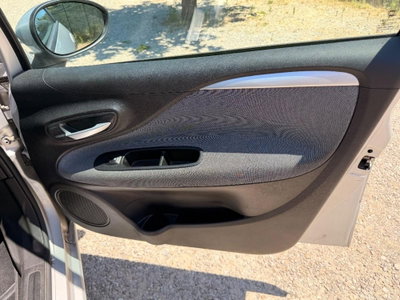 Fiat Punto Evo 1.2 5 porte S&S Active (18)