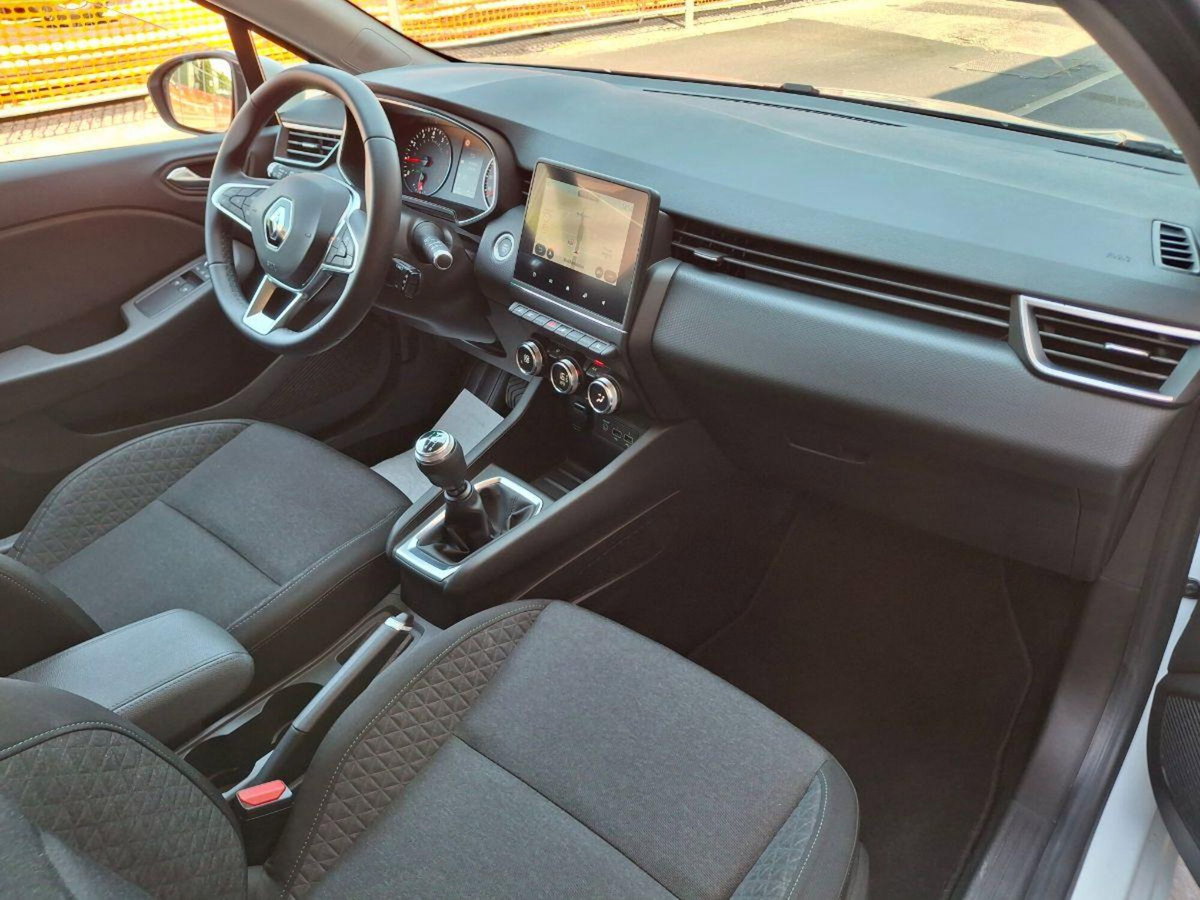 Renault Clio SCe 75 CV 5 porte Zen (4)