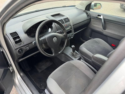 Volkswagen Polo 1.6 5 porte Comfortline BiFuel (8)