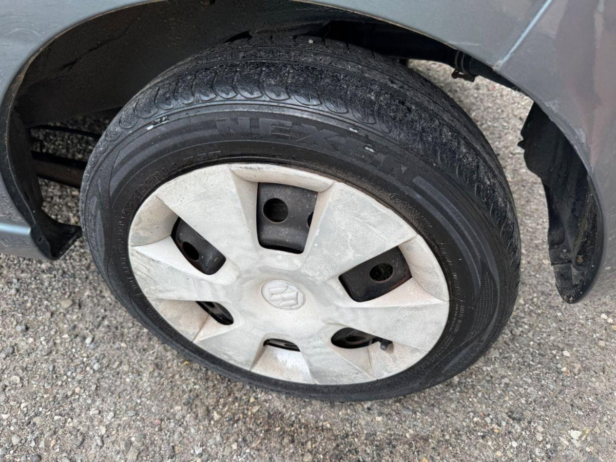 Suzuki Alto 1.0 GLX (15)