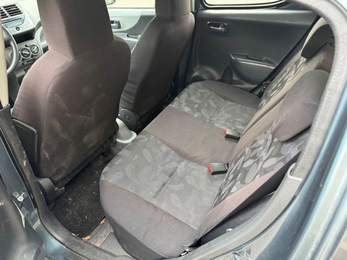 Suzuki Alto 1.0 GLX (8)