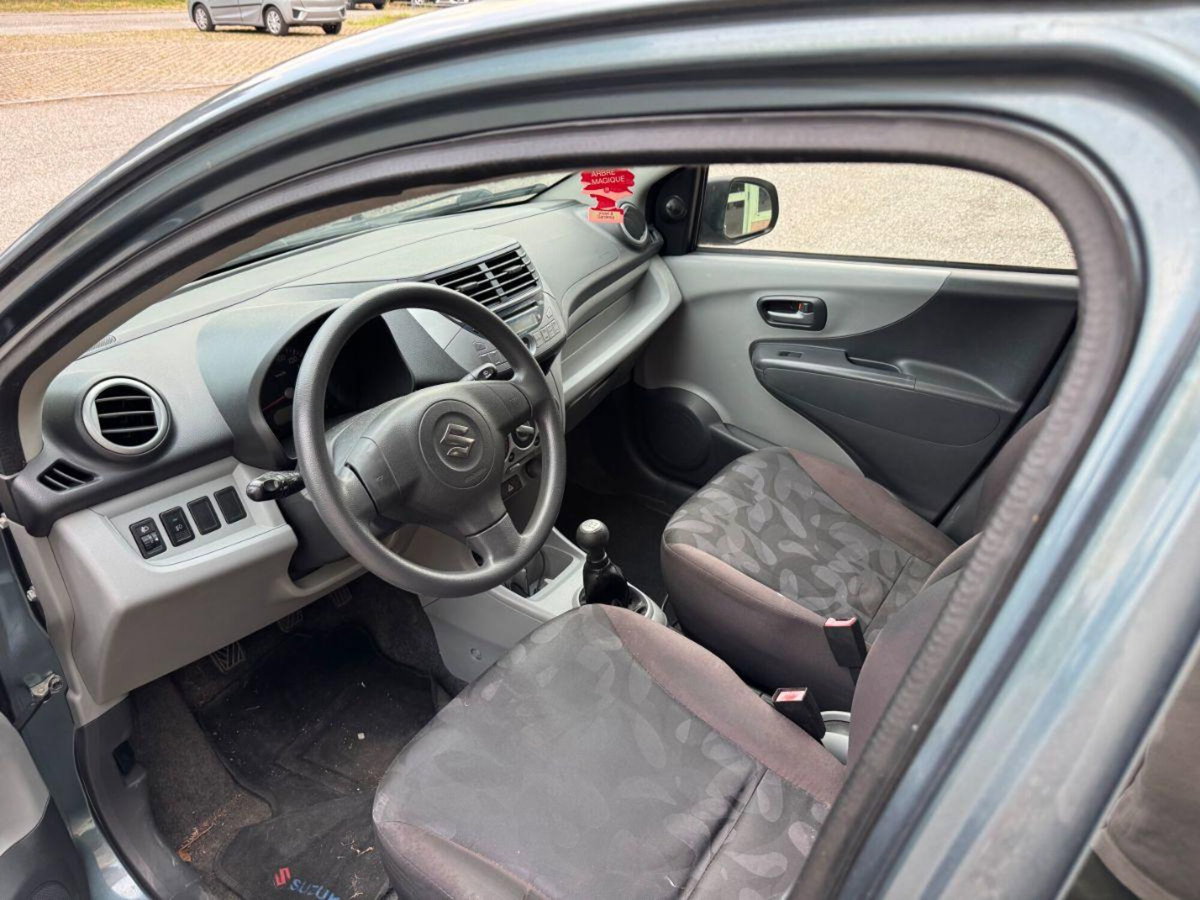 Suzuki Alto 1.0 GLX (9)